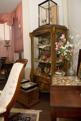 doll case