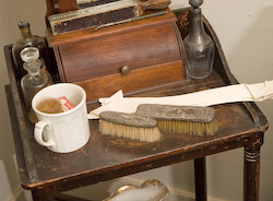 Bed chamber items